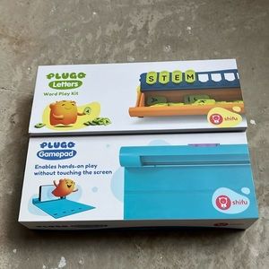 Plugo gamepad and letters